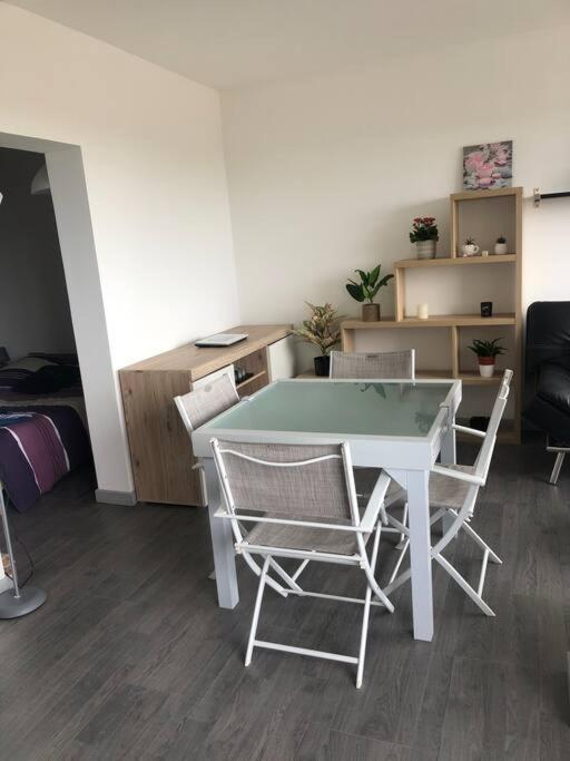Carnon Plage : Bel Appartement Bien Citue Mauguio Exterior photo